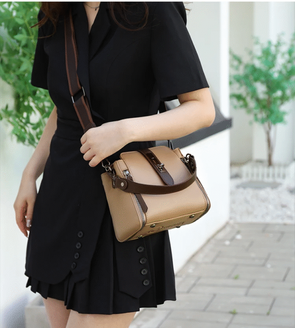 High-Quality Messenger Bags For Women(khaki)